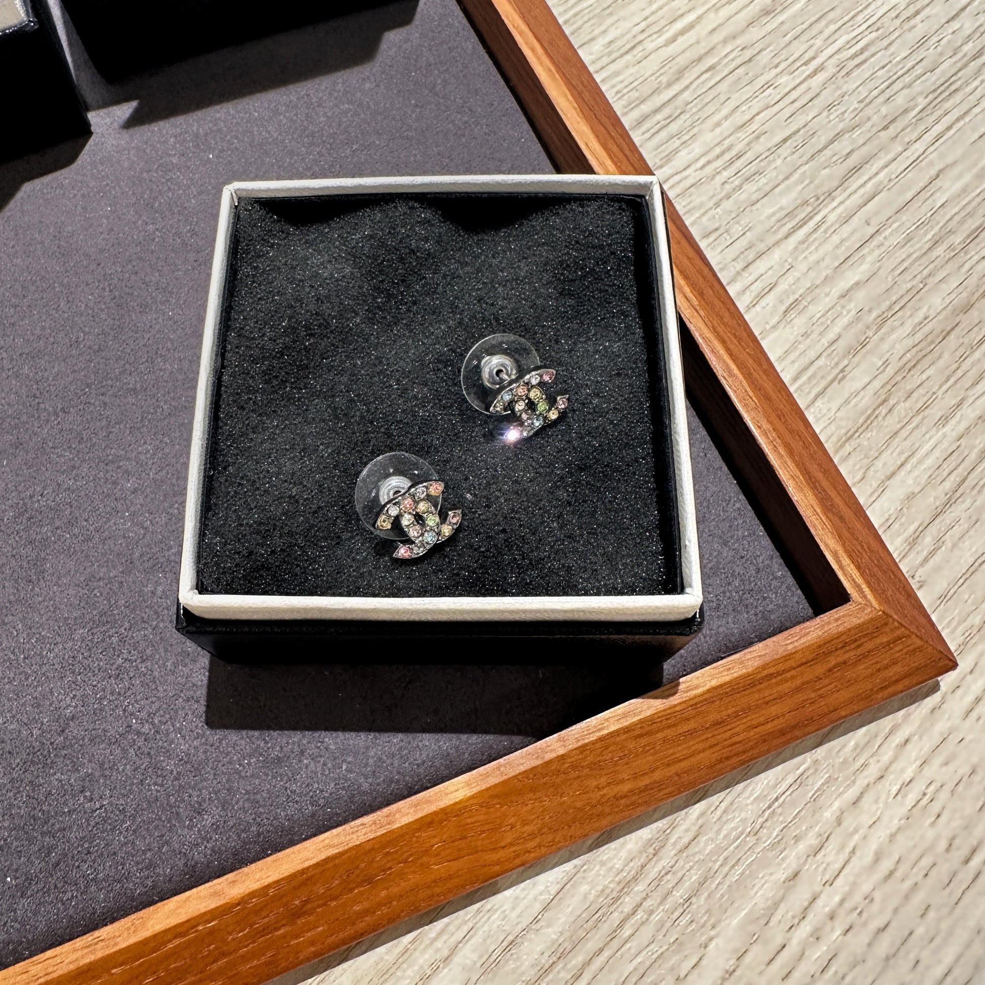 Chanel   earrings