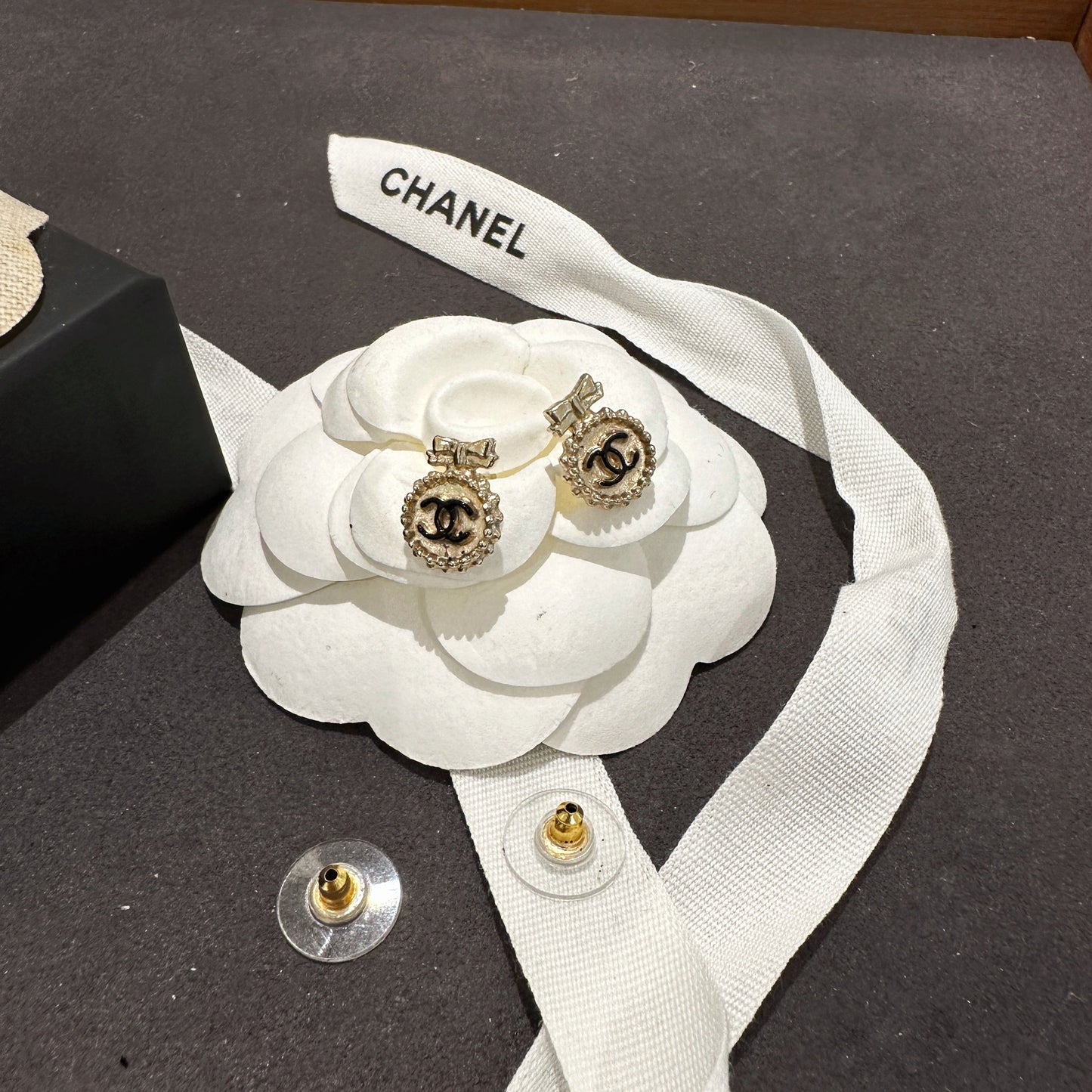 Chanel   earrings