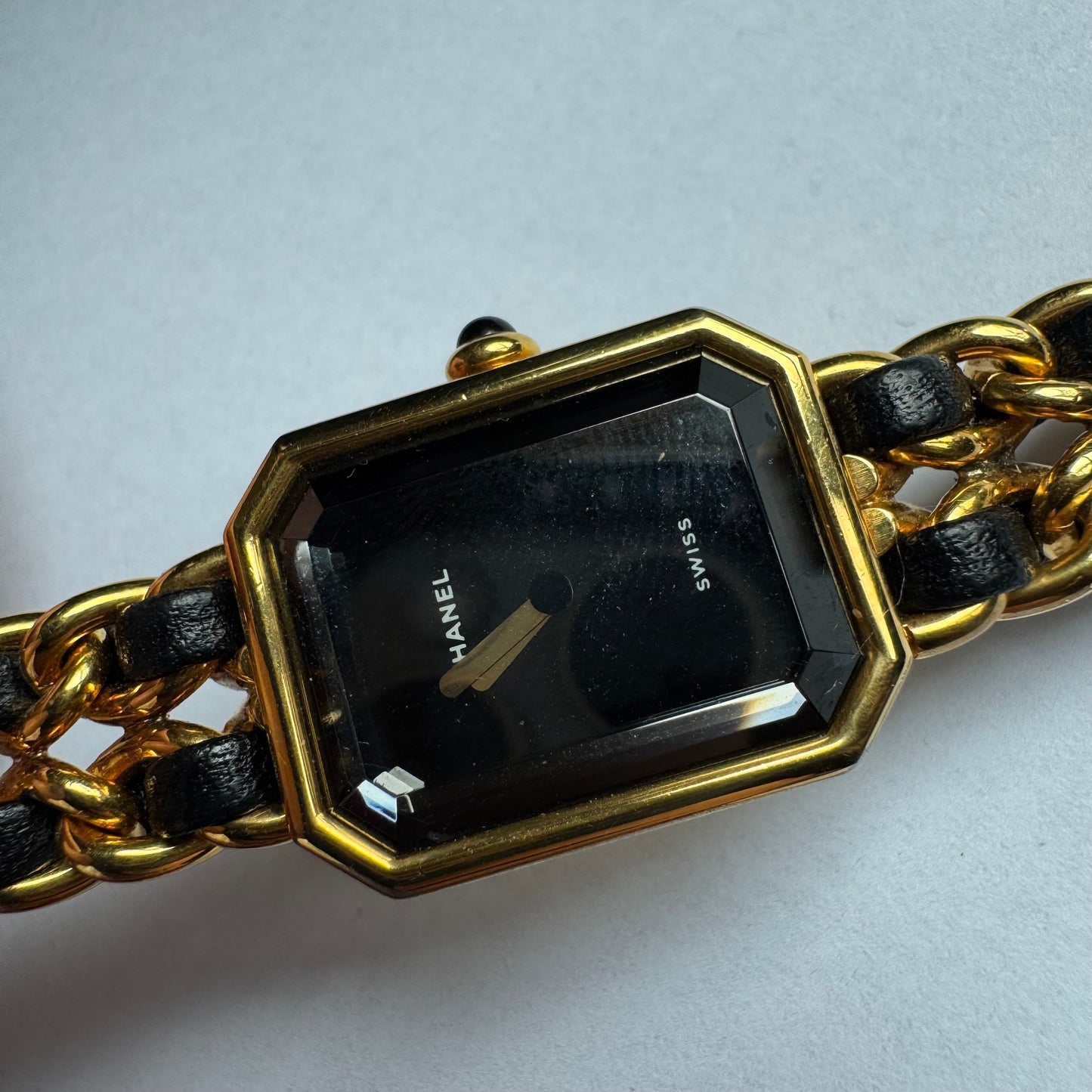 CHANEL 1987   PREMIERE Watch Black Leather and 24KT Yellow Gold Plated L Size