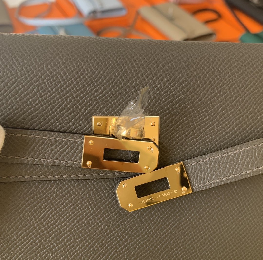 Top Quality Kelly Classique To Go Wallet Gold Travel Bag