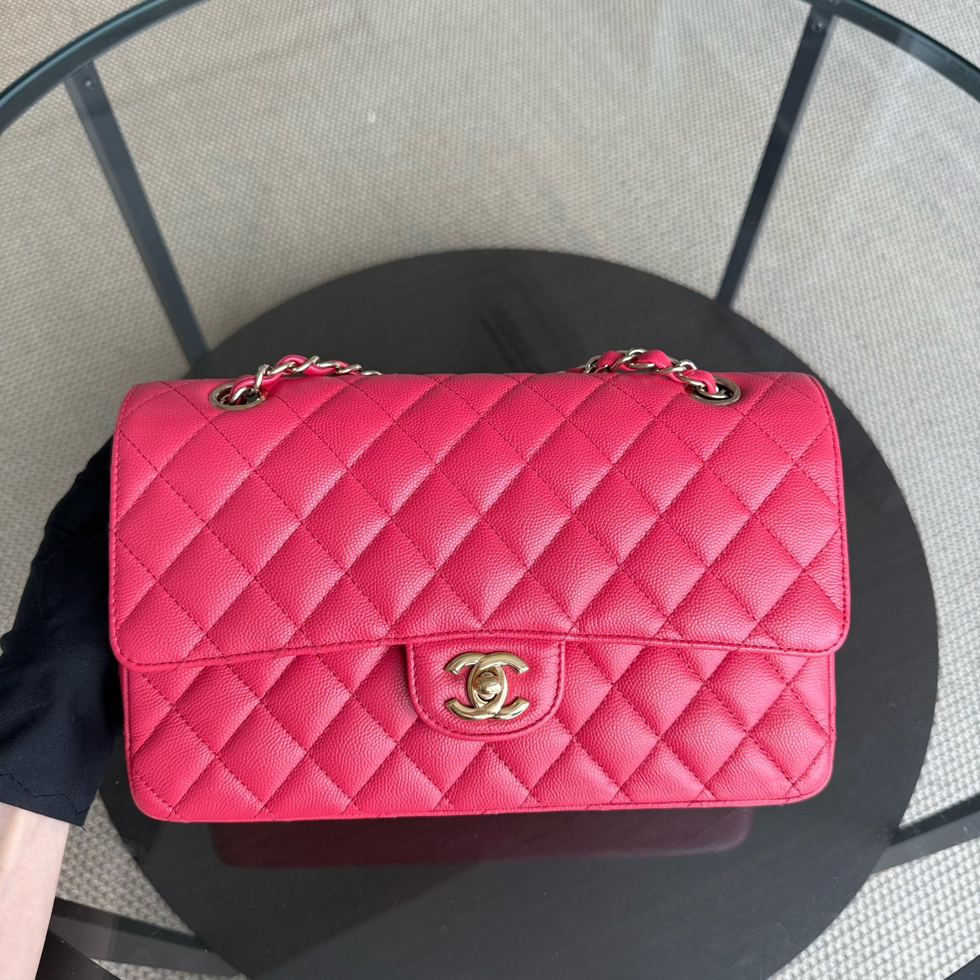Chanel Classic Flap Medium - Caviar 25CM Quilted Pink Red Gold Hardware Series 23