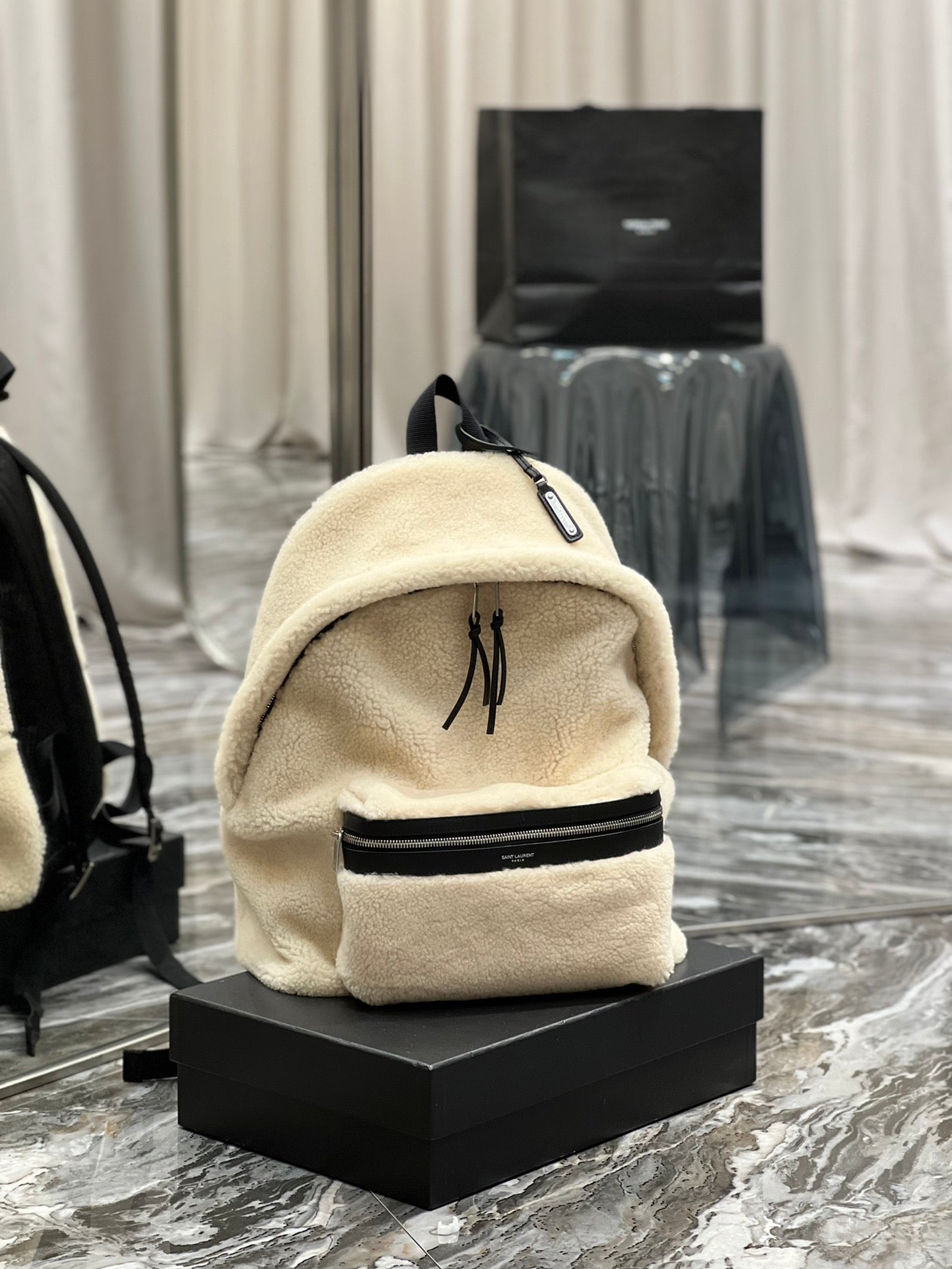 YSL Saint Laurent Shoulder Bag 161In41Cm Ysl 7950
