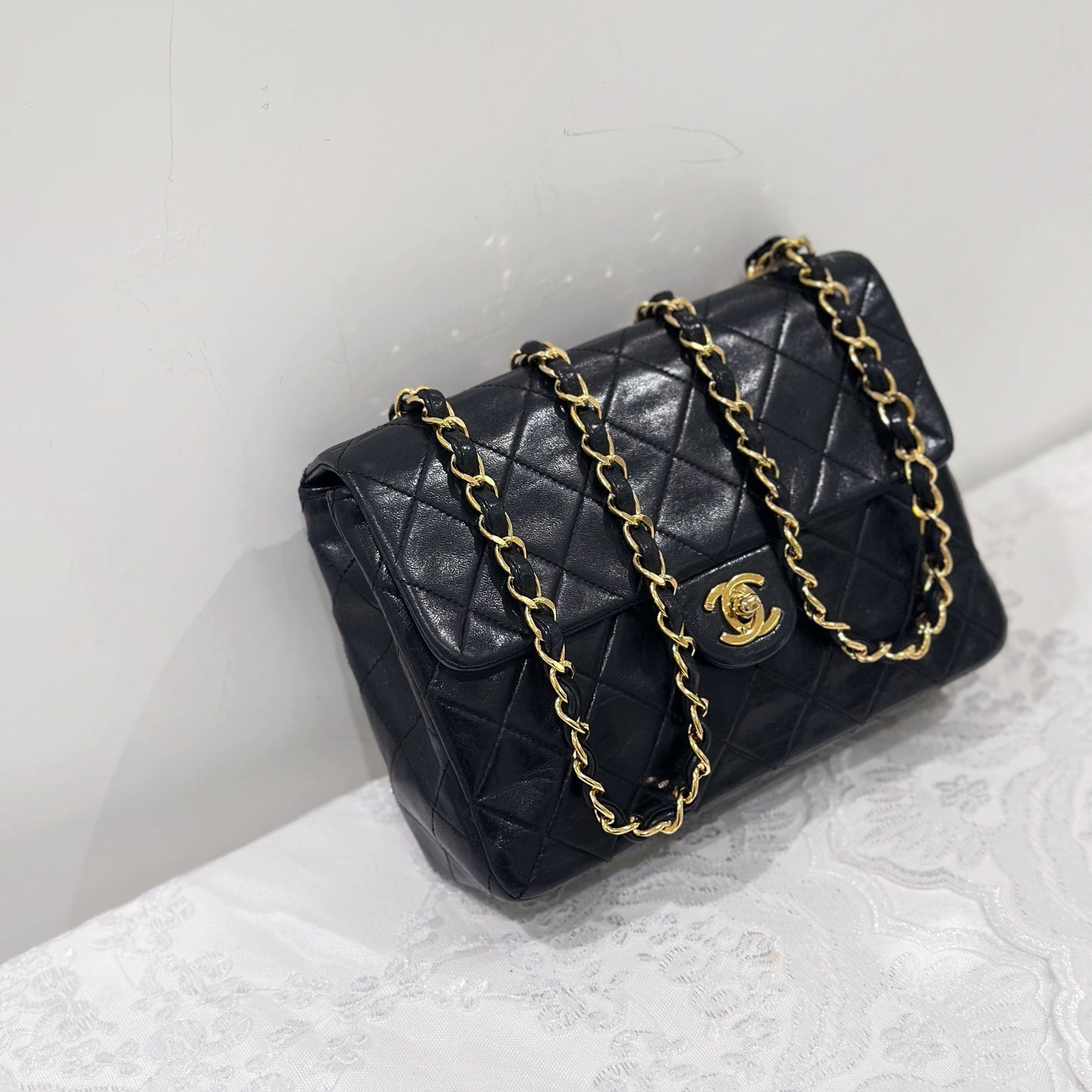 Chanel   mini classic flap 20cm
