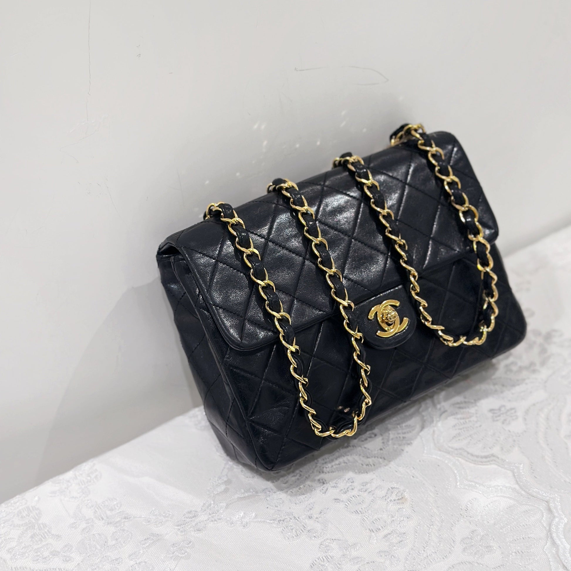 Chanel   mini classic flap 20cm