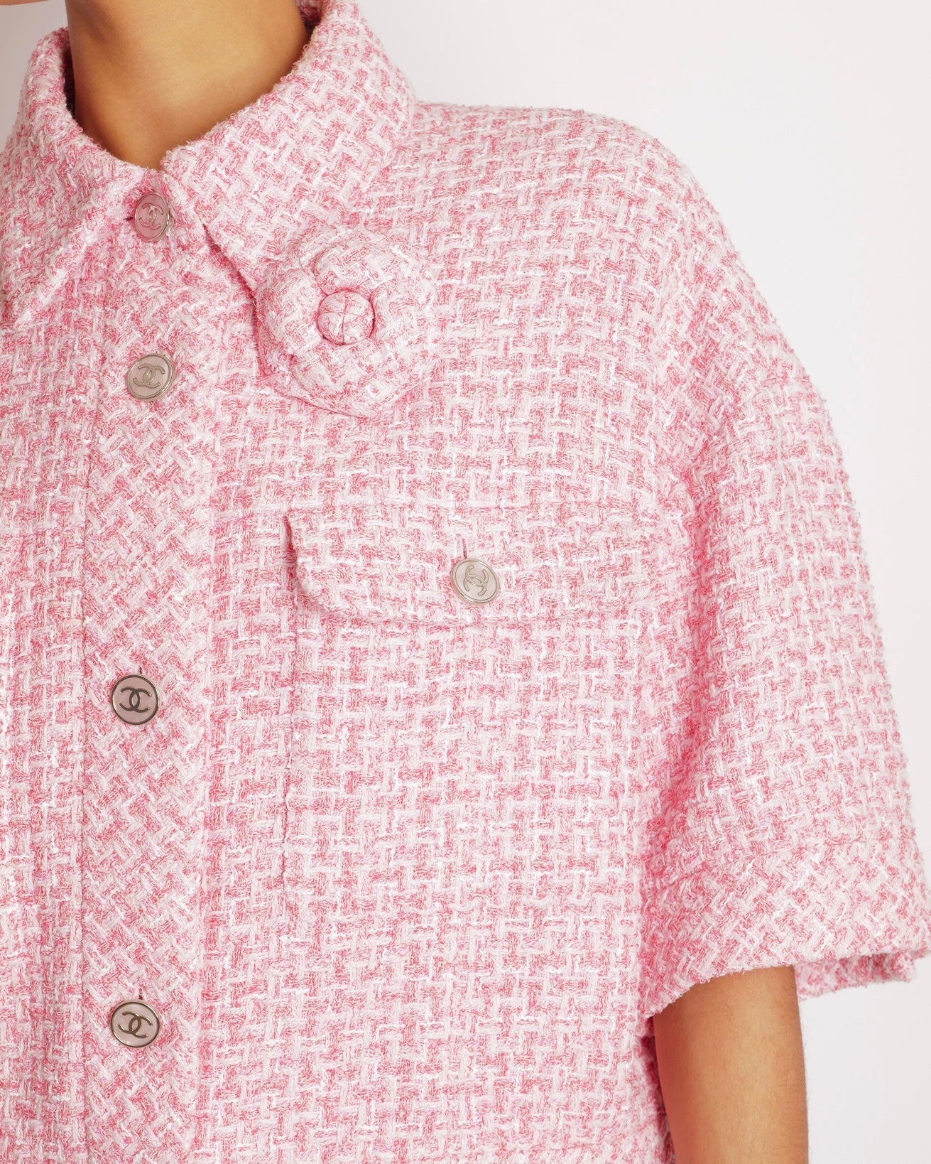 Chanel Pink Tweed Cropped Jacket with Pink Mother of Pearl and Silver CC Logo Buttons and Camellia Pin Size FR 46 (UK 18)
