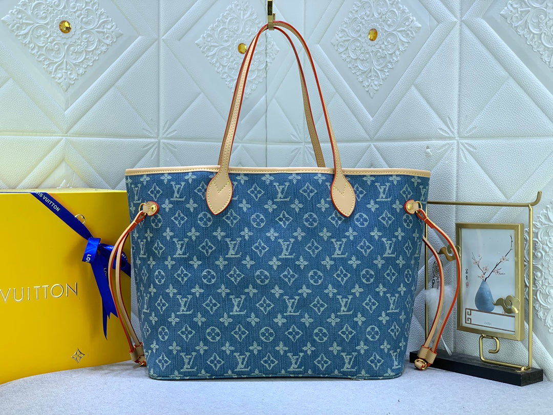 EN - Luxury LUV 877 Travel Bag