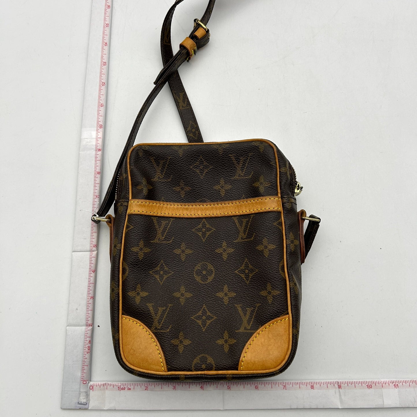 Louis Vuitton | Bags |  Louis Vuitton 8s Camera Bag Cross Body Style Purse AF523