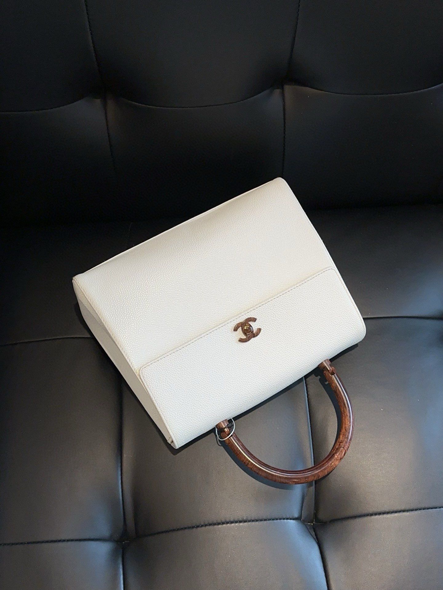   Chanel Kelly bag Caviar leather *.cm white