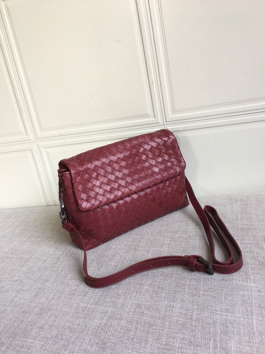 Top Quality Classic Intrecciato For Women Women Red Travel Bag