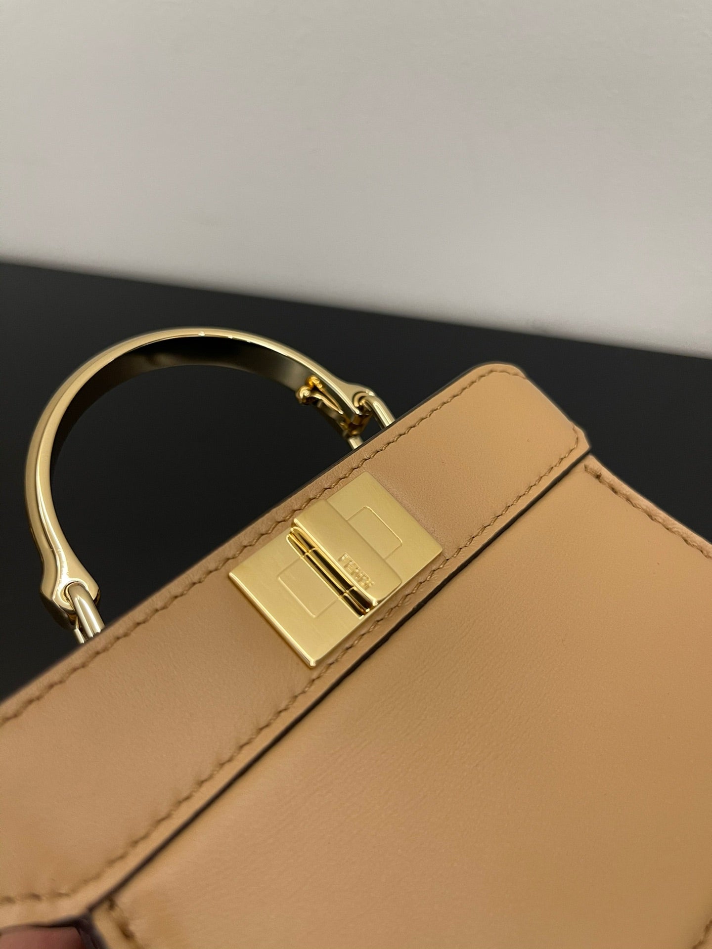 Iseeu Petite Micro Brown Travel Bag