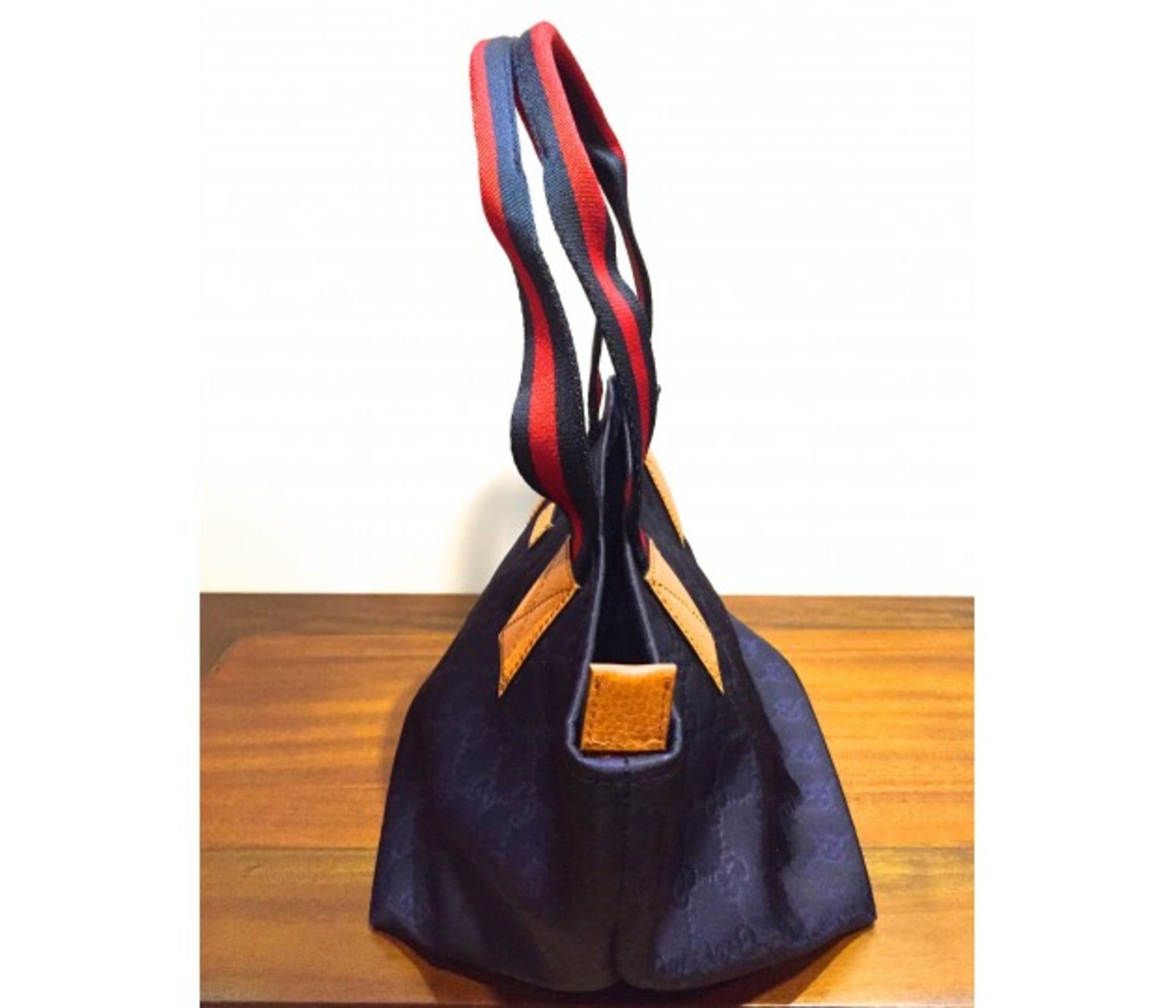 GUCCI GG PRINT SMALL FABRIC SHOPPER BAG