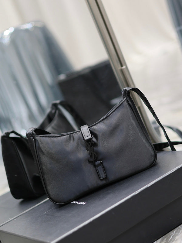 YSL Saint Laurent Ysl Saint Laurent Bags 166 Travel Bag