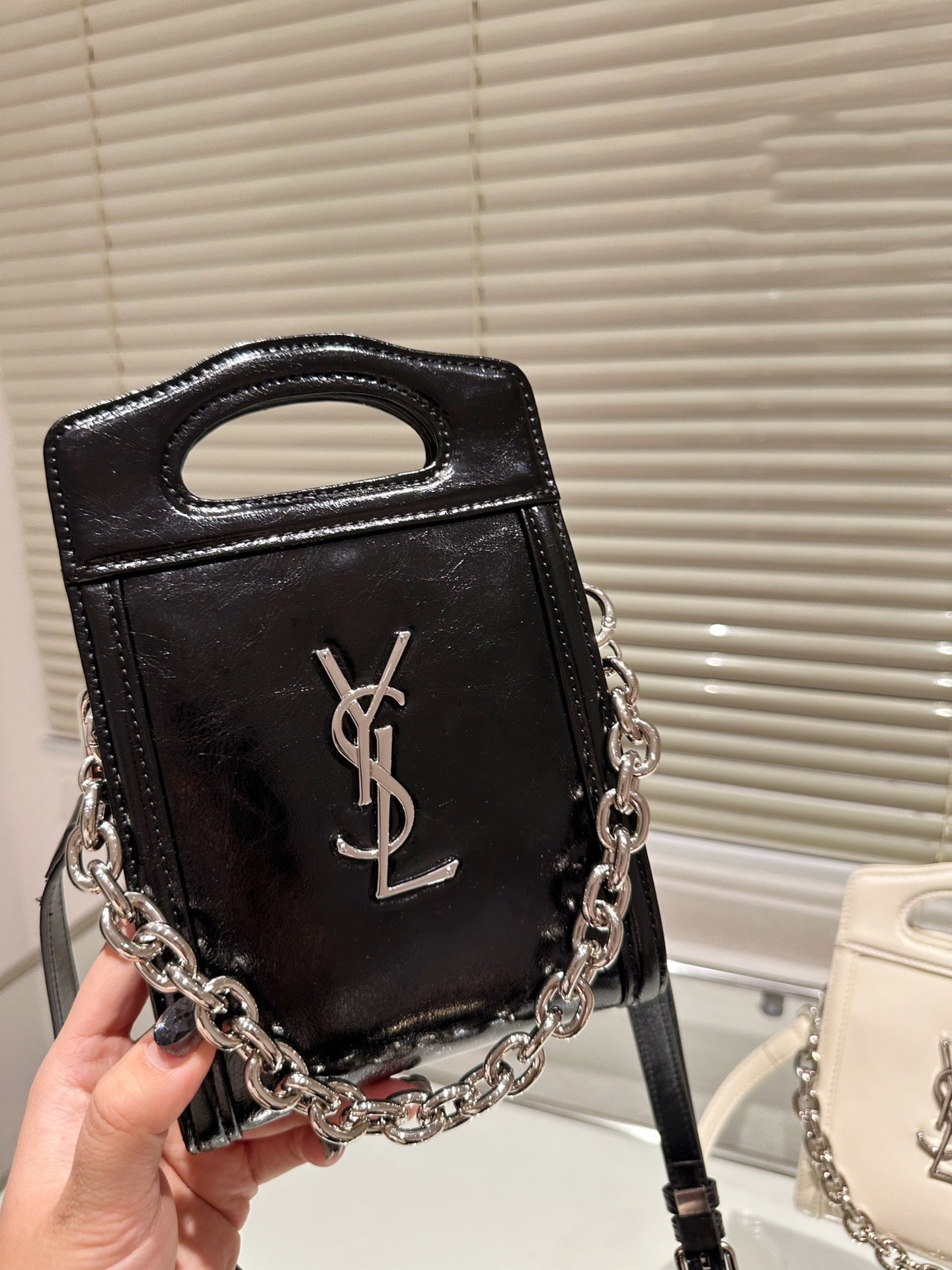 EN - Luxury SLY 303 Travel Bag