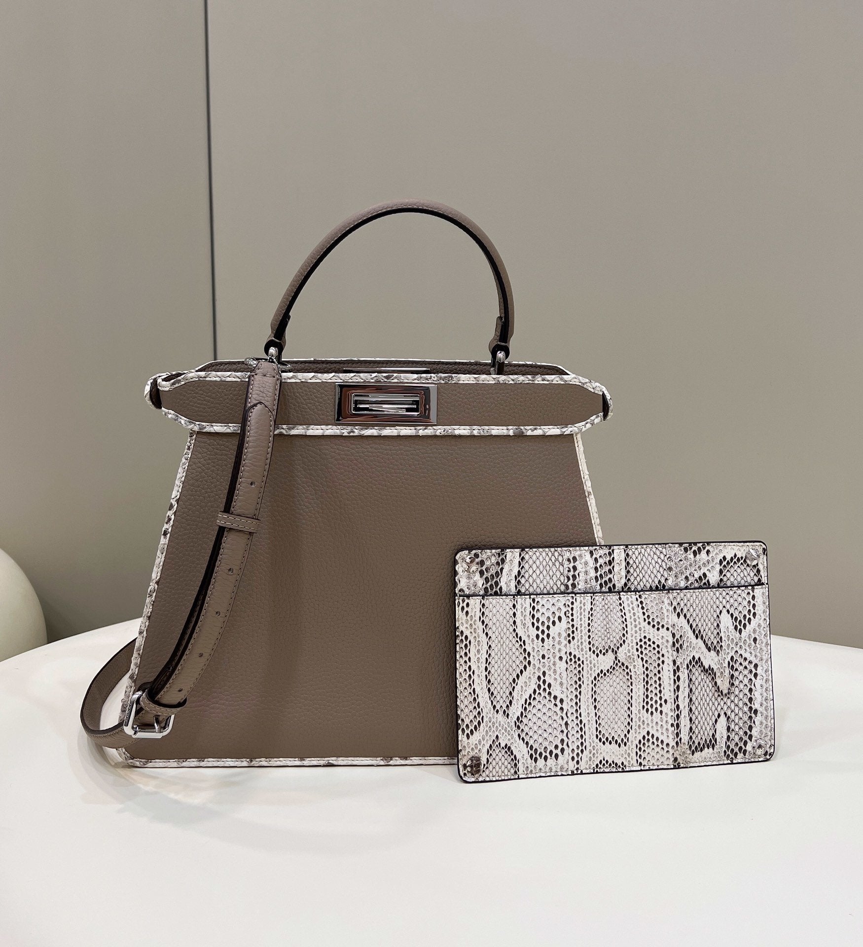Fendi Iseeu Metop Qualityum Greige Ff Shoulder Bag