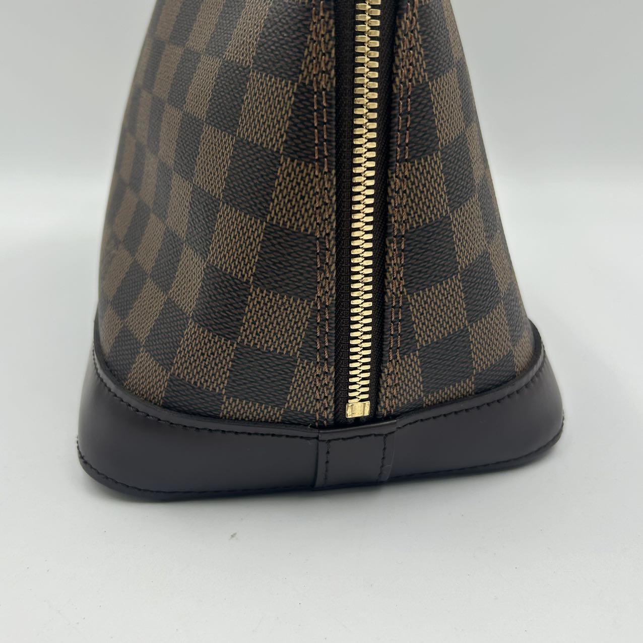 Louis Vuitton Damier Arma Fashion Accessory