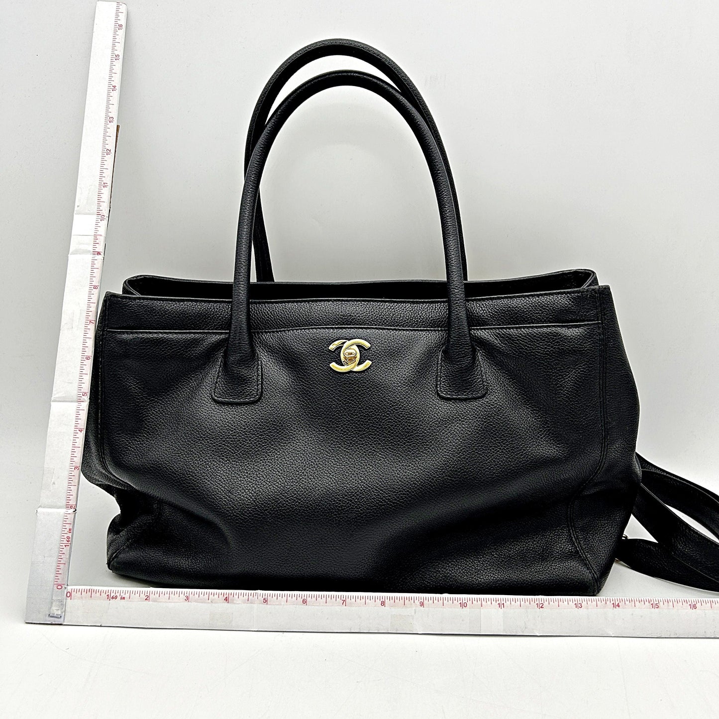 CHANEL Calfskin Cerf Executive Shopper Tote Black LA