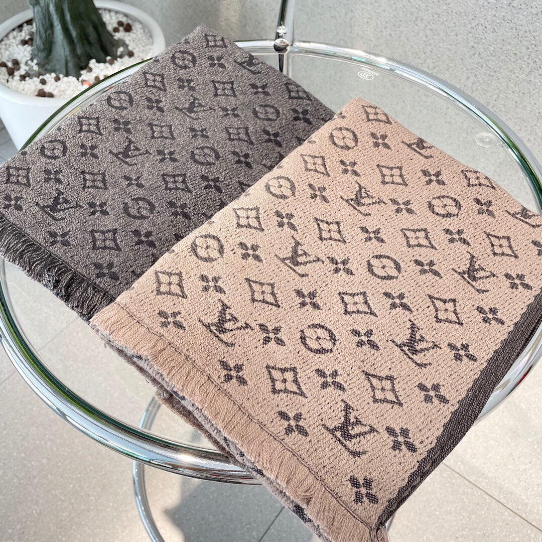 Louis Vuitton scarf