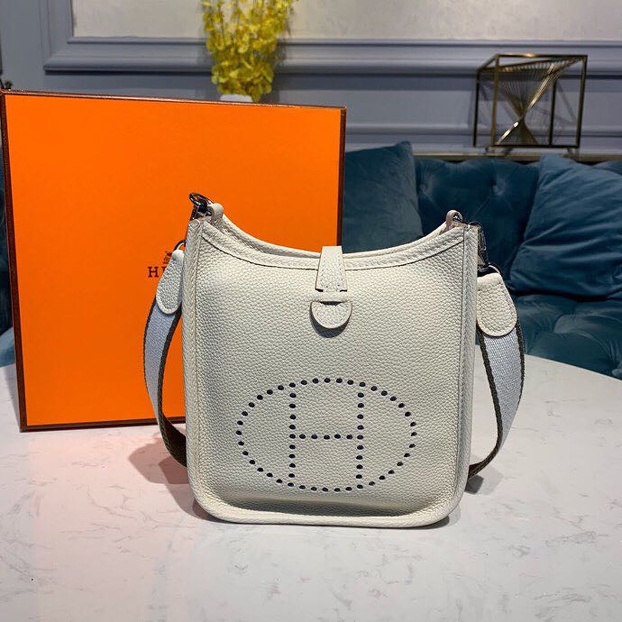 Top Quality Evelyne Iii Tpm For Women White Travel Bag