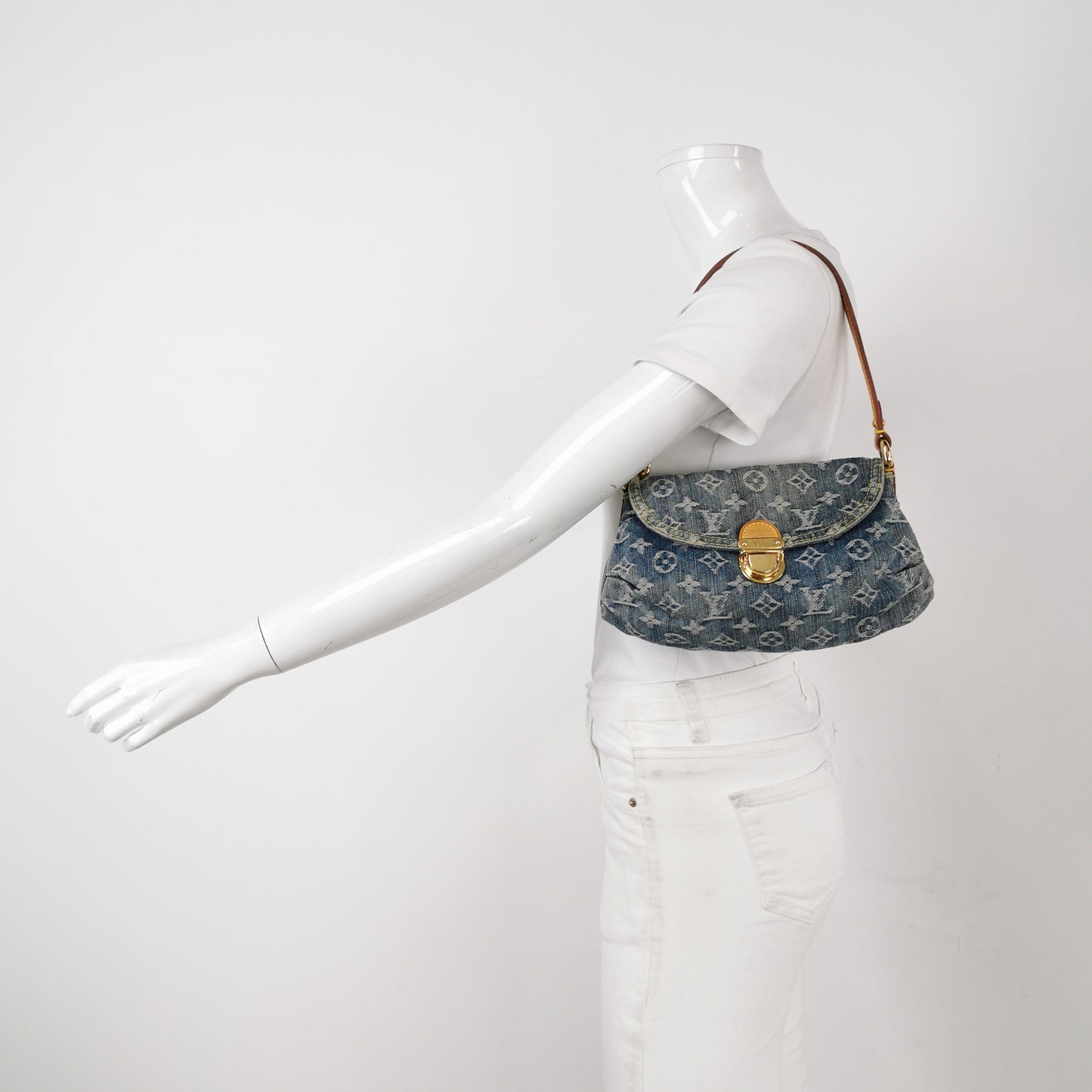 Louis Vuitton Pleaty Denim Baggy Monogram Blue Handbag