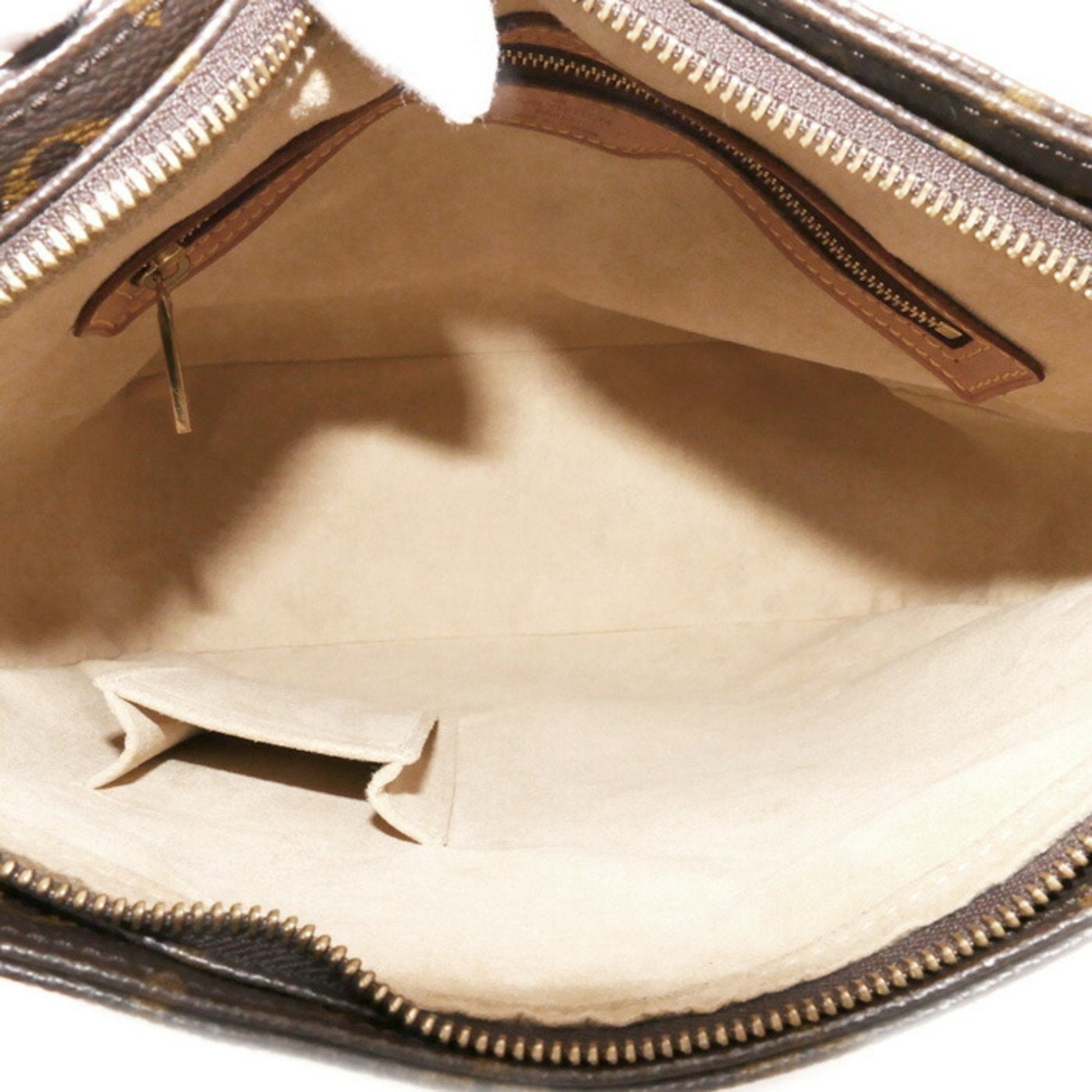 LOUIS VUITTON Looping GM Shoulder Bag