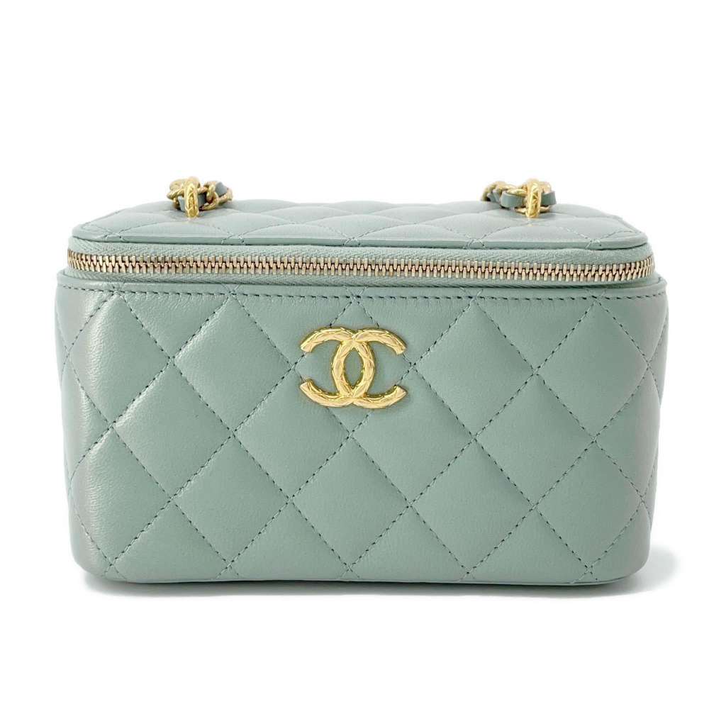 CHANEL Matelasse vanity case MetalicGreen Lambskin