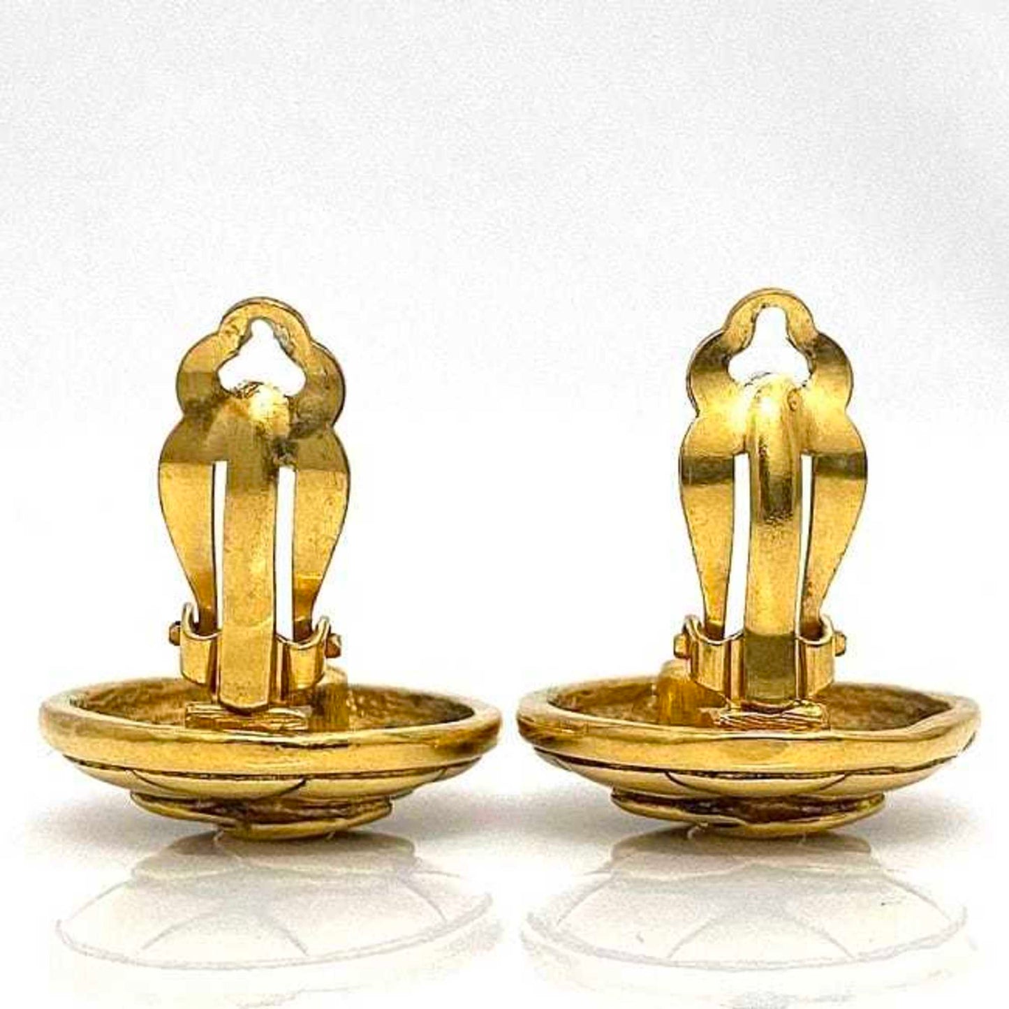 Chanel boucles d'oreilles Earrings
