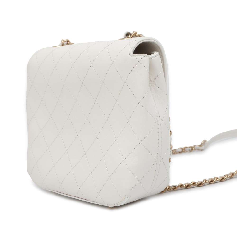 CHANEL Matelasse ChainShoulder Bag White Leather
