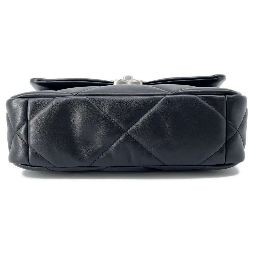 CHANEL CHANEL19 Chain Shoulder Bag Black AS1160 Lambskin