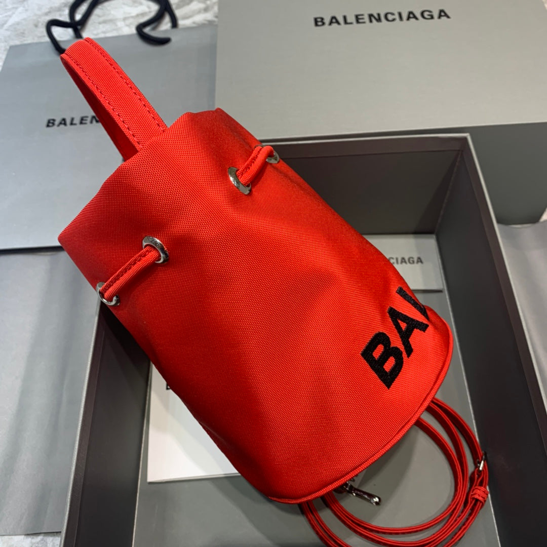 Balen Le Cagole Metop Qualityum Bag In Red Bucket Bucket Bag