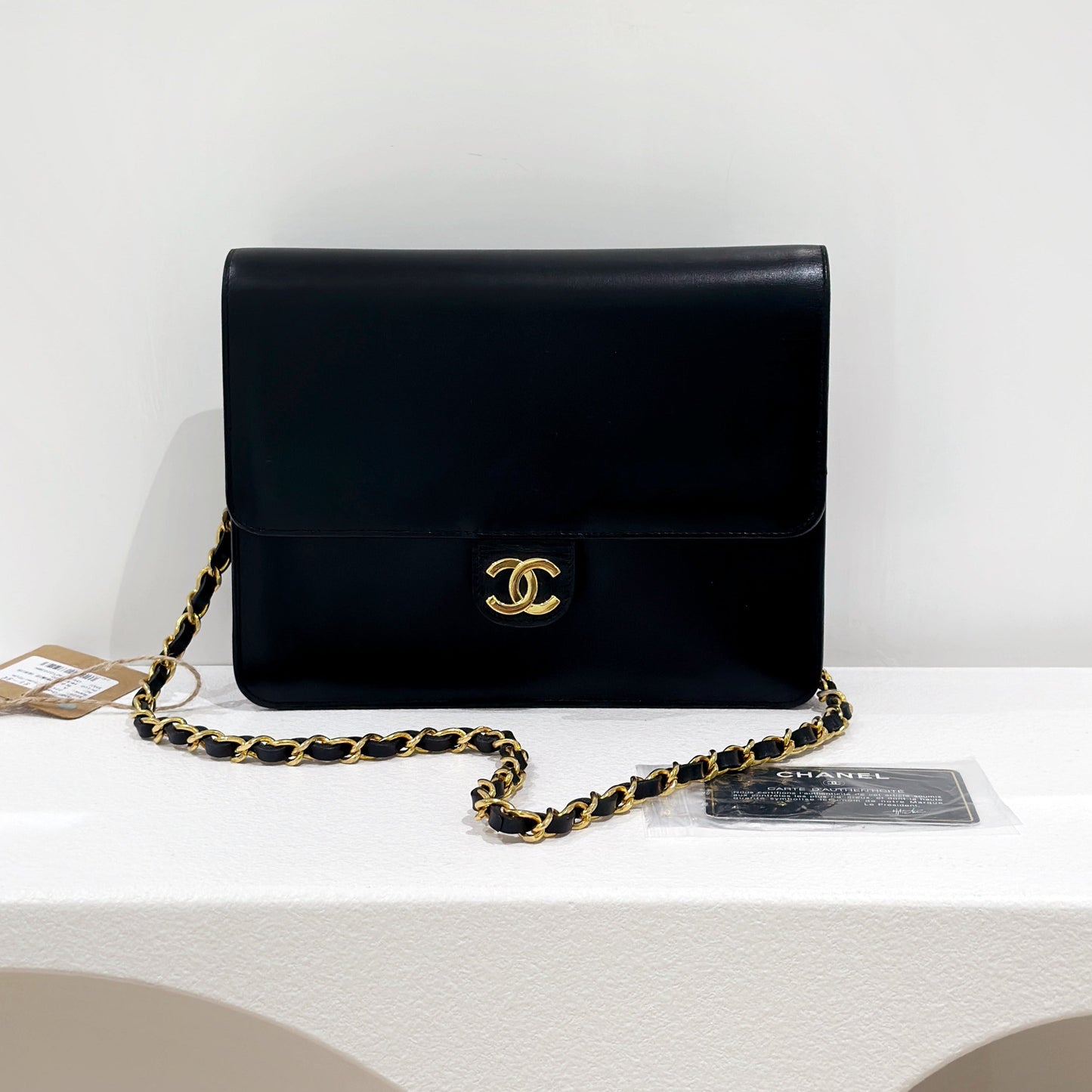 Chanel   box chain bag