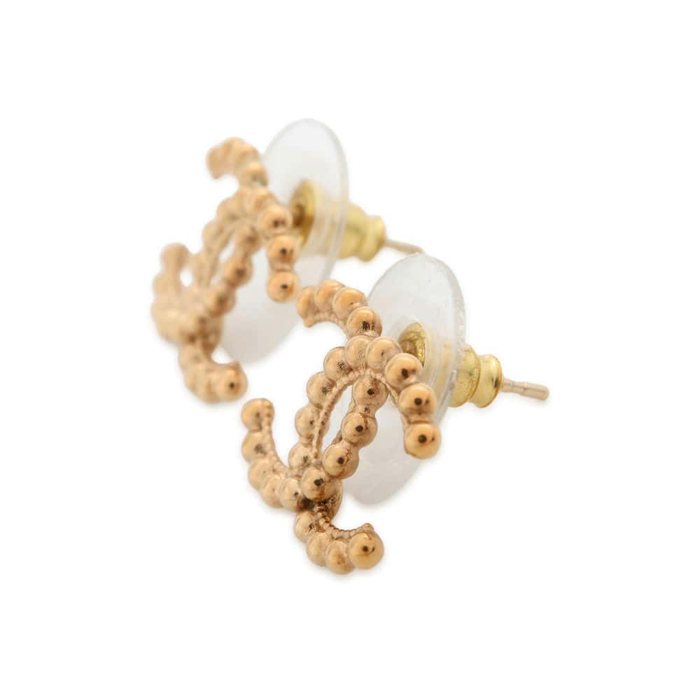 CHANEL CC Logo Earrings Gold Metal