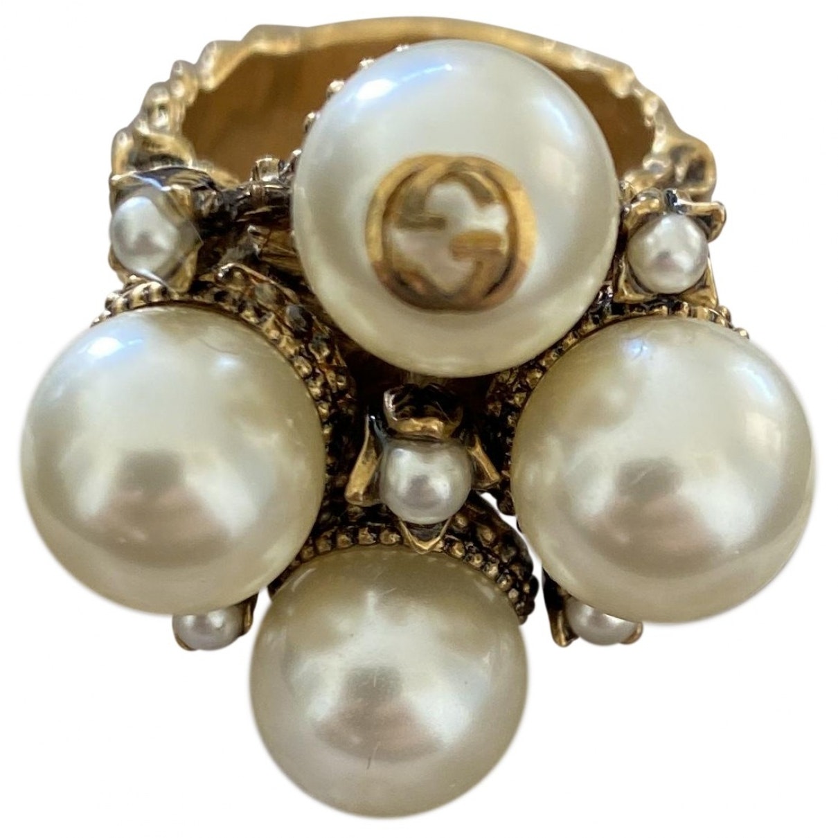 Gucci gold pearl rings