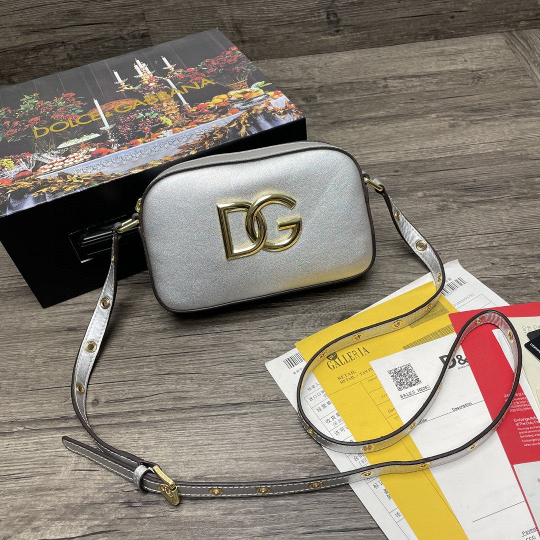 35 Silver 75In19Cm Crossbody Bag