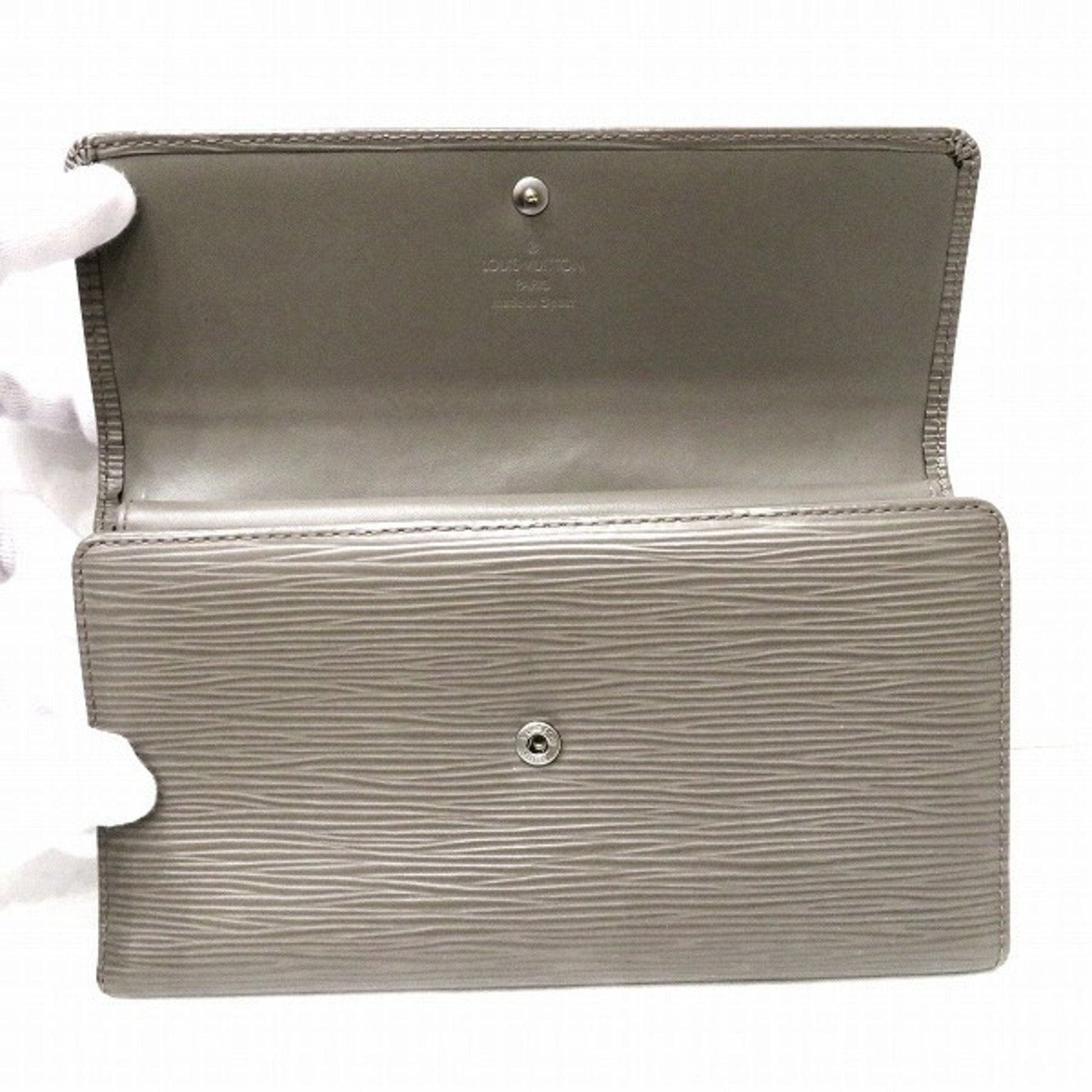 Louis Vuitton International Wallet