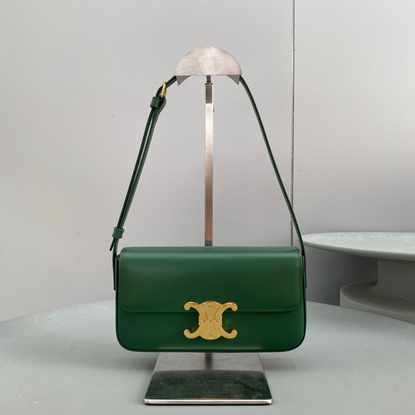 Top Quality Triomphe Shoulder Bag For Women Green 8In20Cm 8512