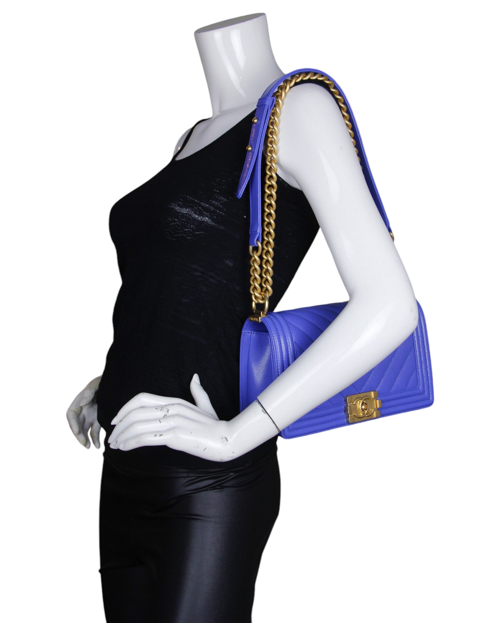 6CHANEL Cobalt Blue Caviar Leather Chevron Quilted Medium Boy Bag 100