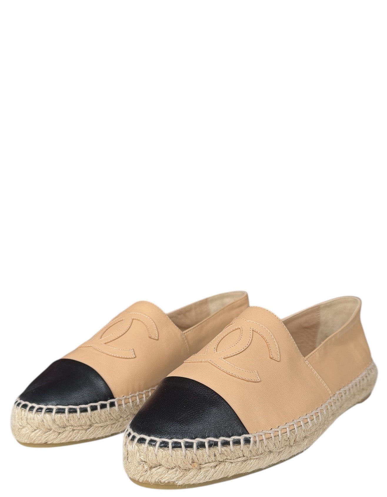 Chanel NEW Beige/Black CC Espadrilles sz 39