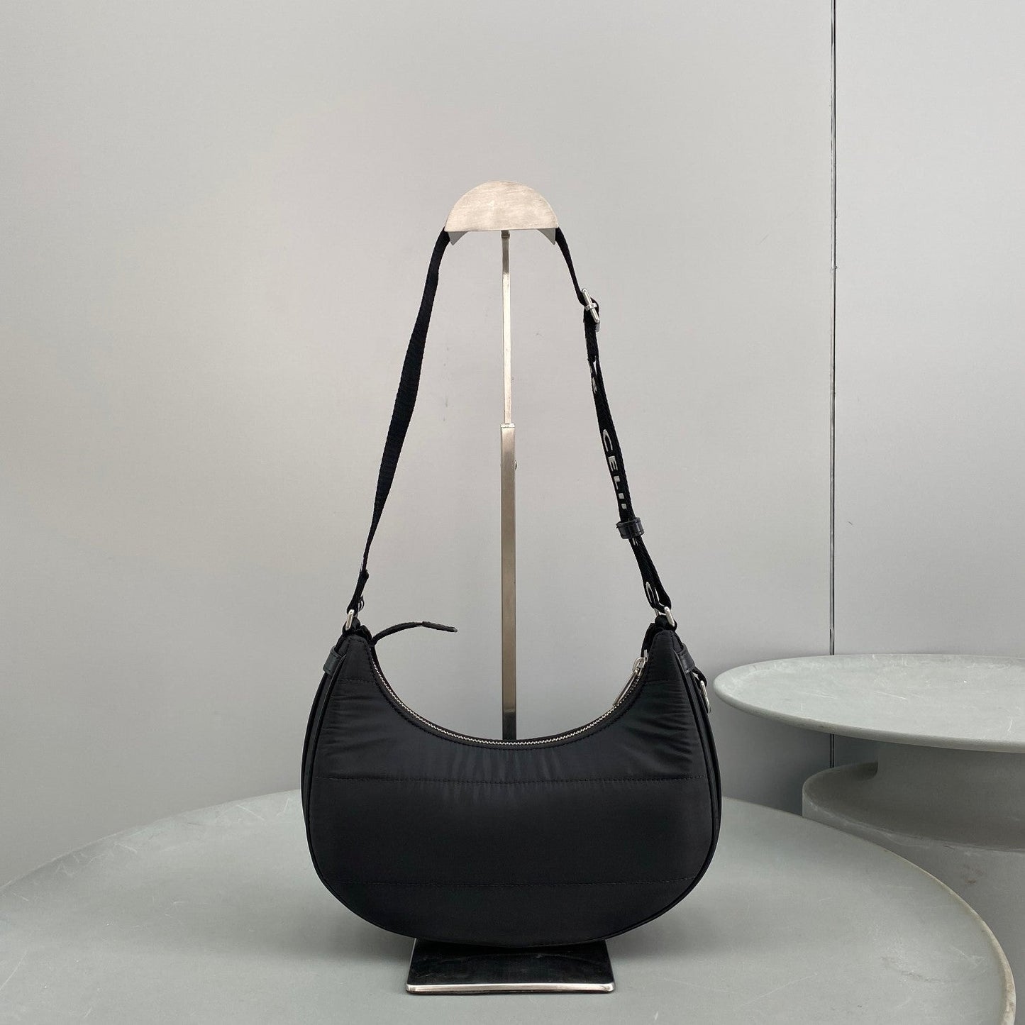 Top Quality Metop Qualityum Ava Bag With Nylon Quilted Travel Bag