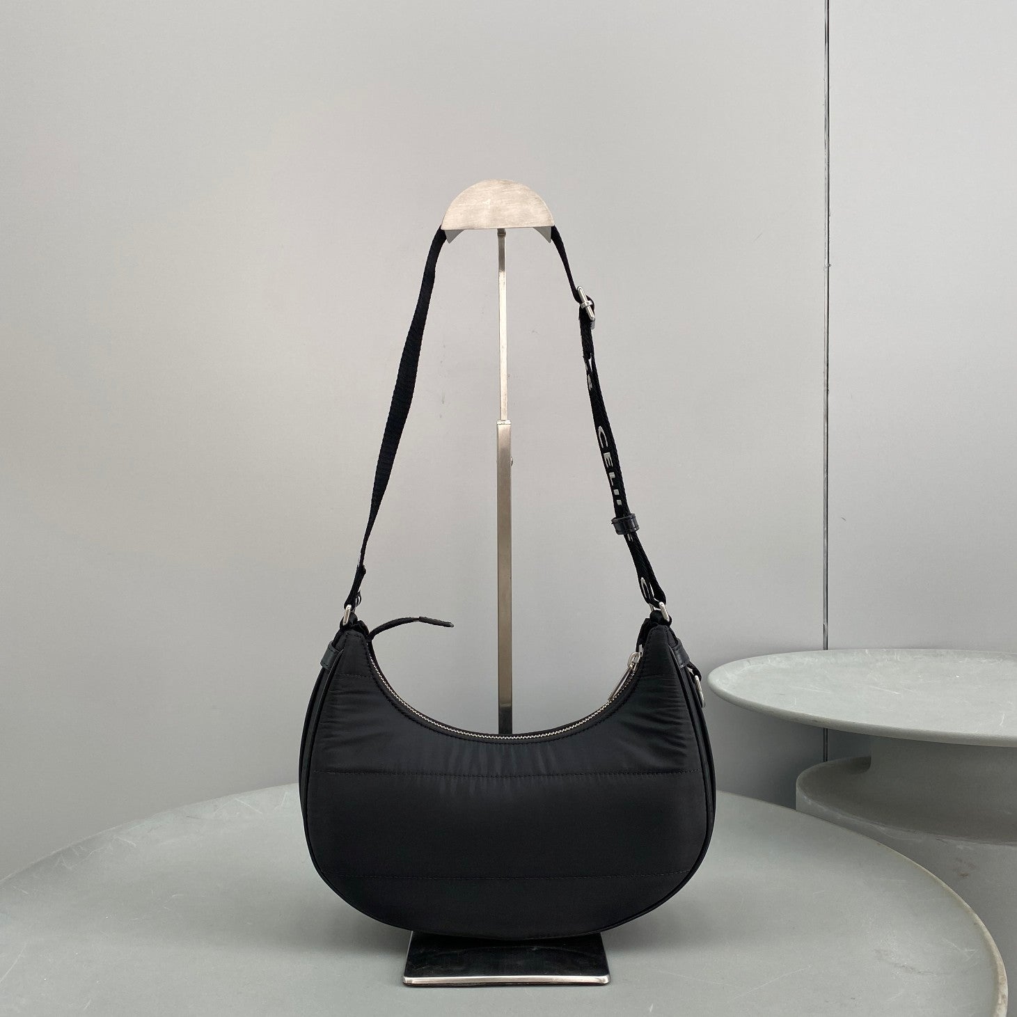 Top Quality Medium Ava Bag With Top Nylon Quilted Travel Bag