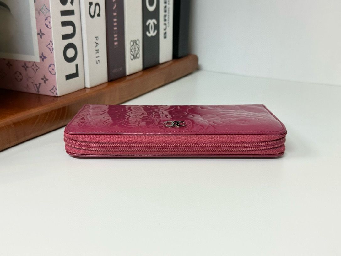 CHANEL Camellia Round Zipper Long Wallet Patent Leather Red #D