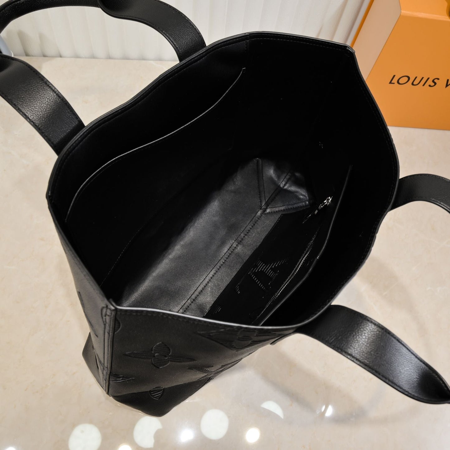EN - Luxury LUV 804 Travel Bag