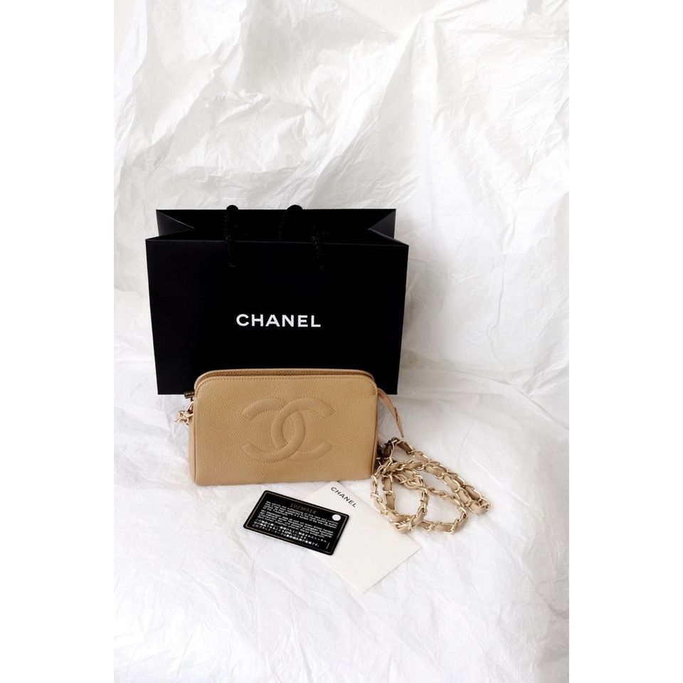 Chanel   mini caviar pouch +chain
