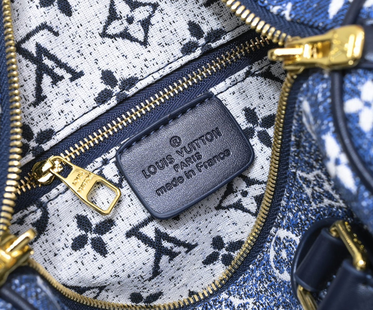EN - Luxury LUV 876 Travel Bag