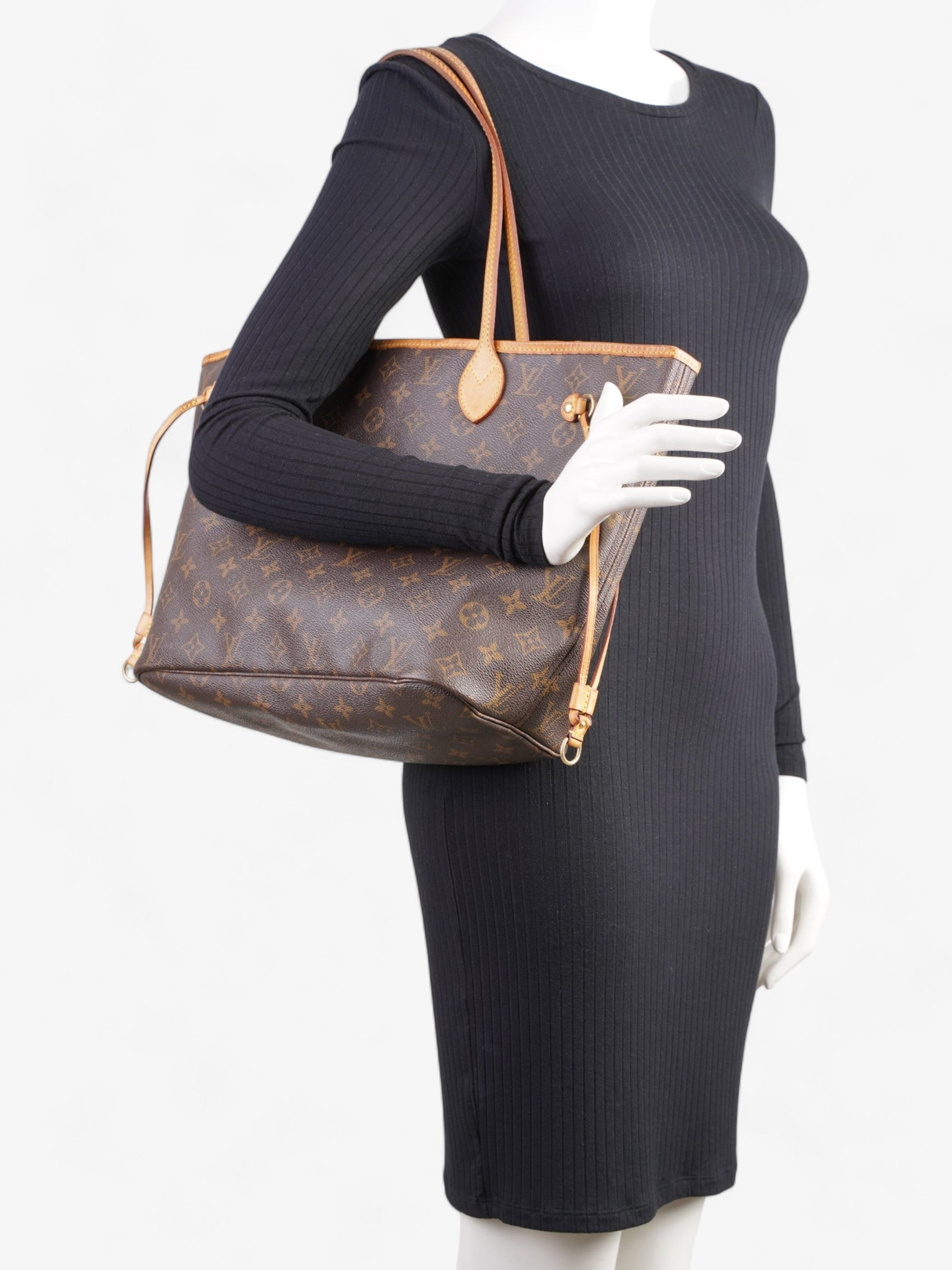 Louis Vuitton Neverfull Coated MM Monogram Canvas Coated Canvas Apparel Mm 19