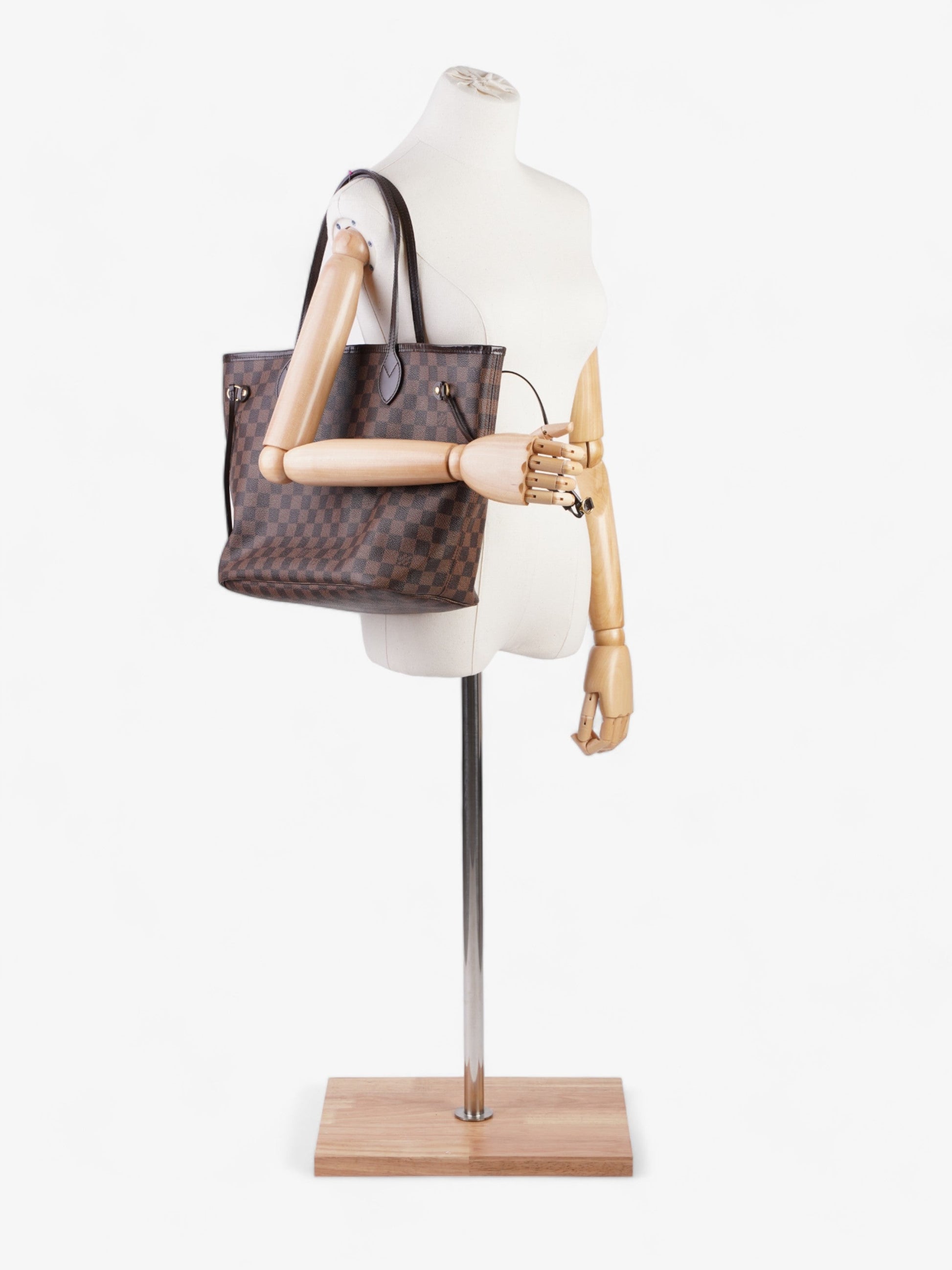 Louis Vuitton Neverfull MM Ebene Coated Damier Canvas Coated Canvas Apparel Canvas 1