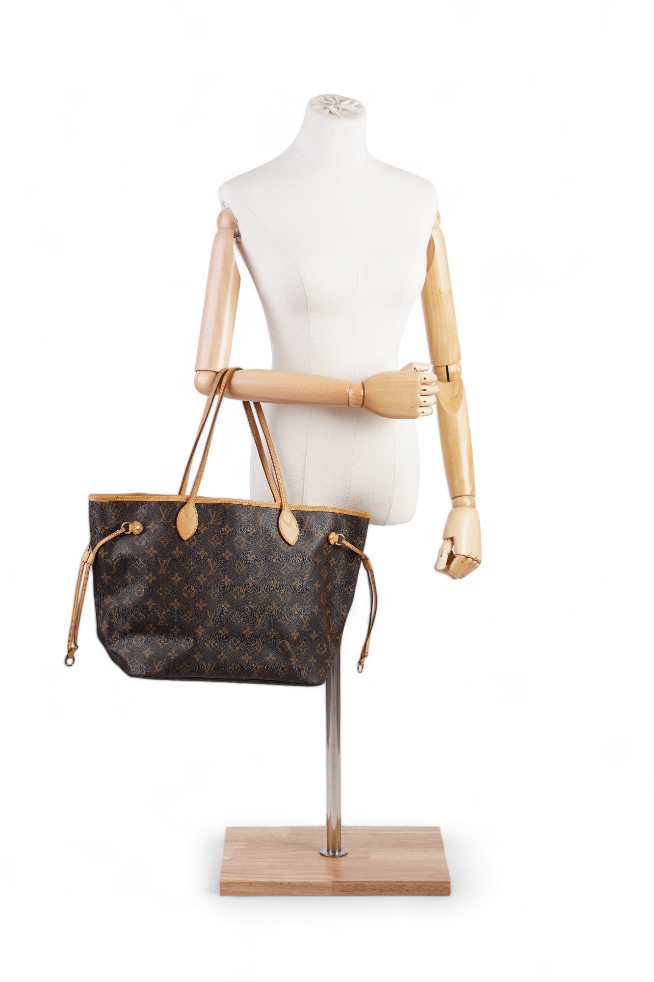 Louis Vuitton Neverfull Coated MM Monogram Canvas Coated Canvas Apparel Mm 2