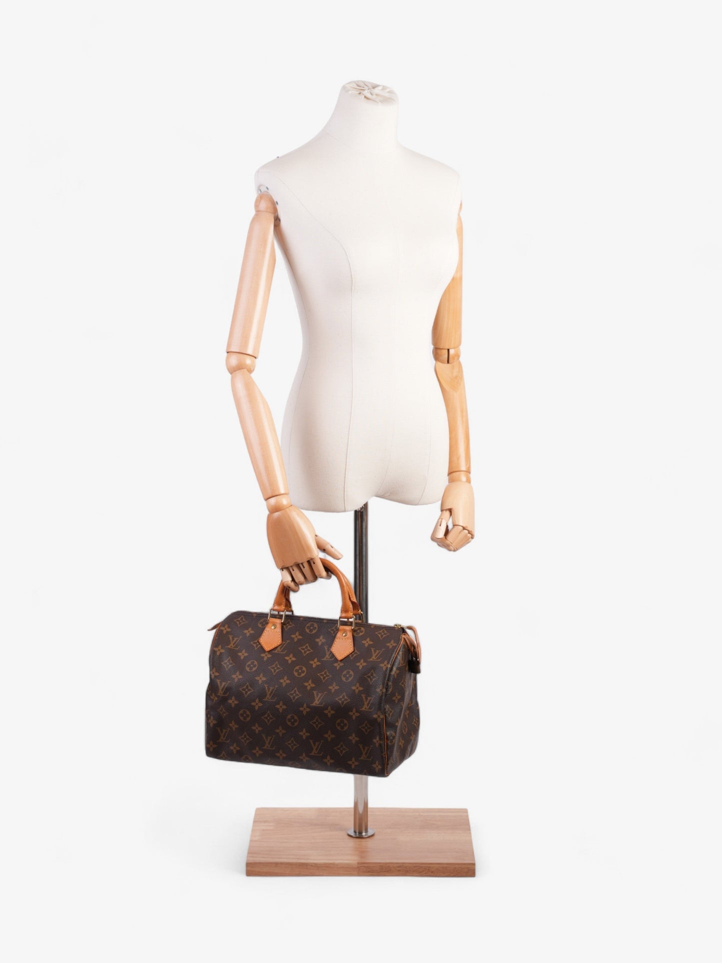 Louis Vuitton Speedy 30 Monogram Handbag 111