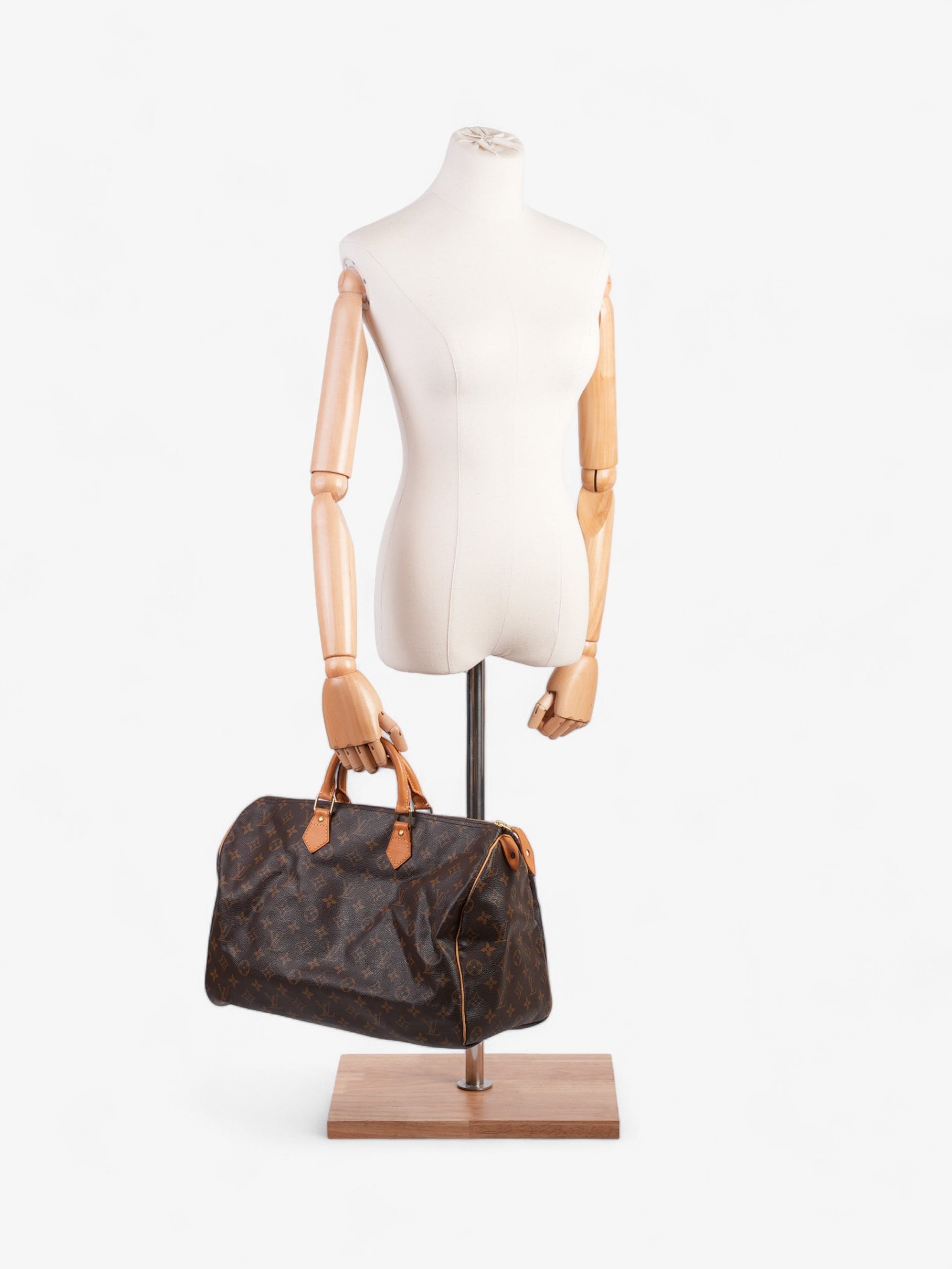 Louis Vuitton Speedy Coated 40 Monogram Canvas Coated Canvas Apparel Canvas 108