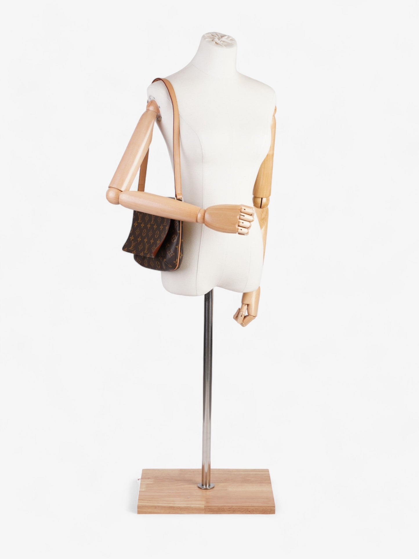 Louis Vuitton M tte Tango Coated Monogram Canvas Coated Canvas Apparel Canvas 2