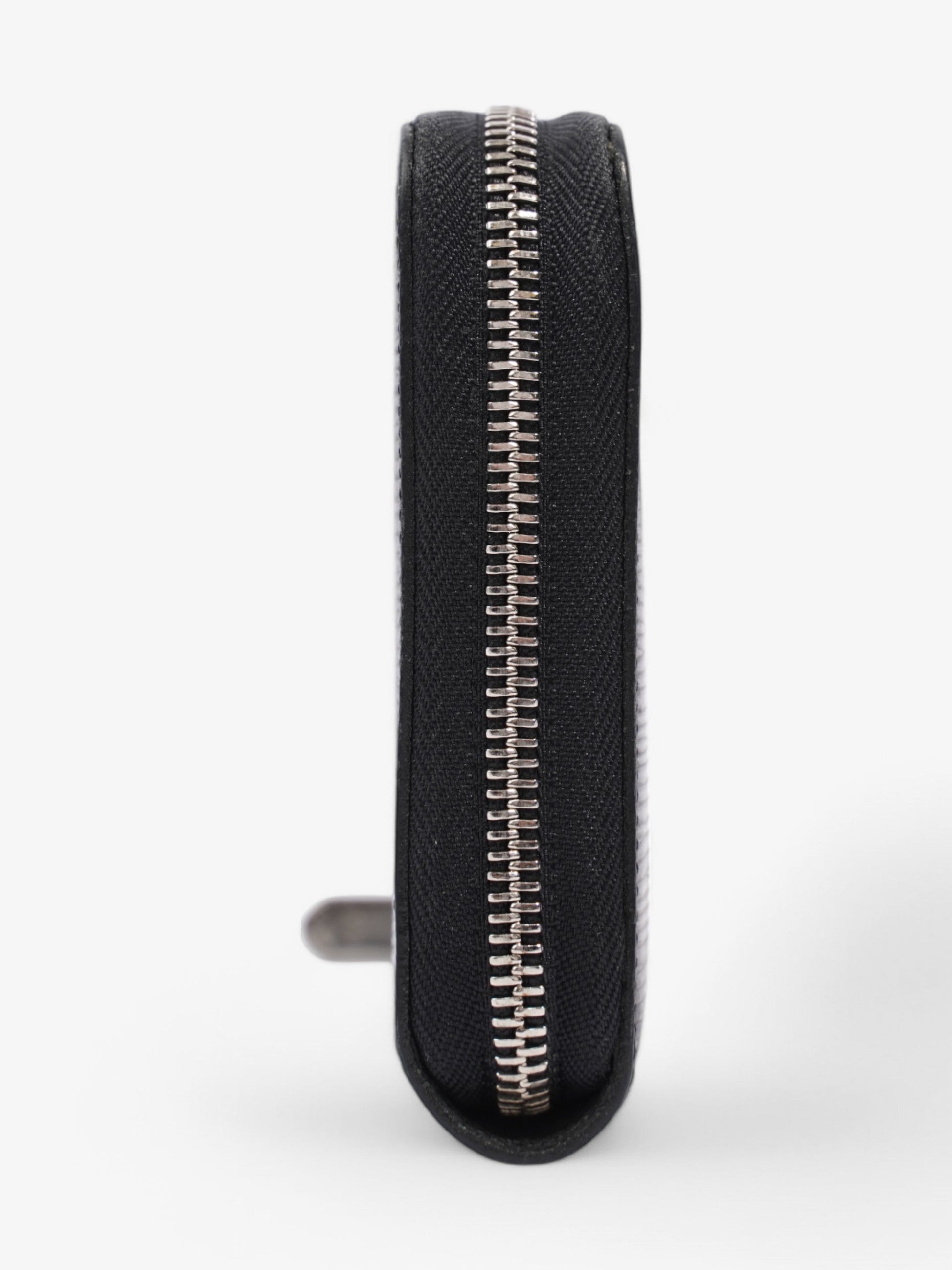 Louis Vuitton Zippy Epi Leather Black Wallet Case